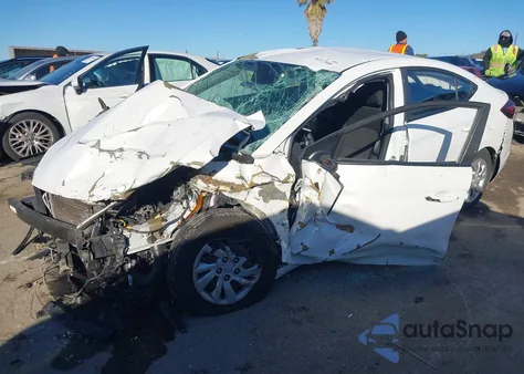 2019 Hyundai Elantra Se z USA, uszkodzony, nr VIN 5NPD74LF0KH475254